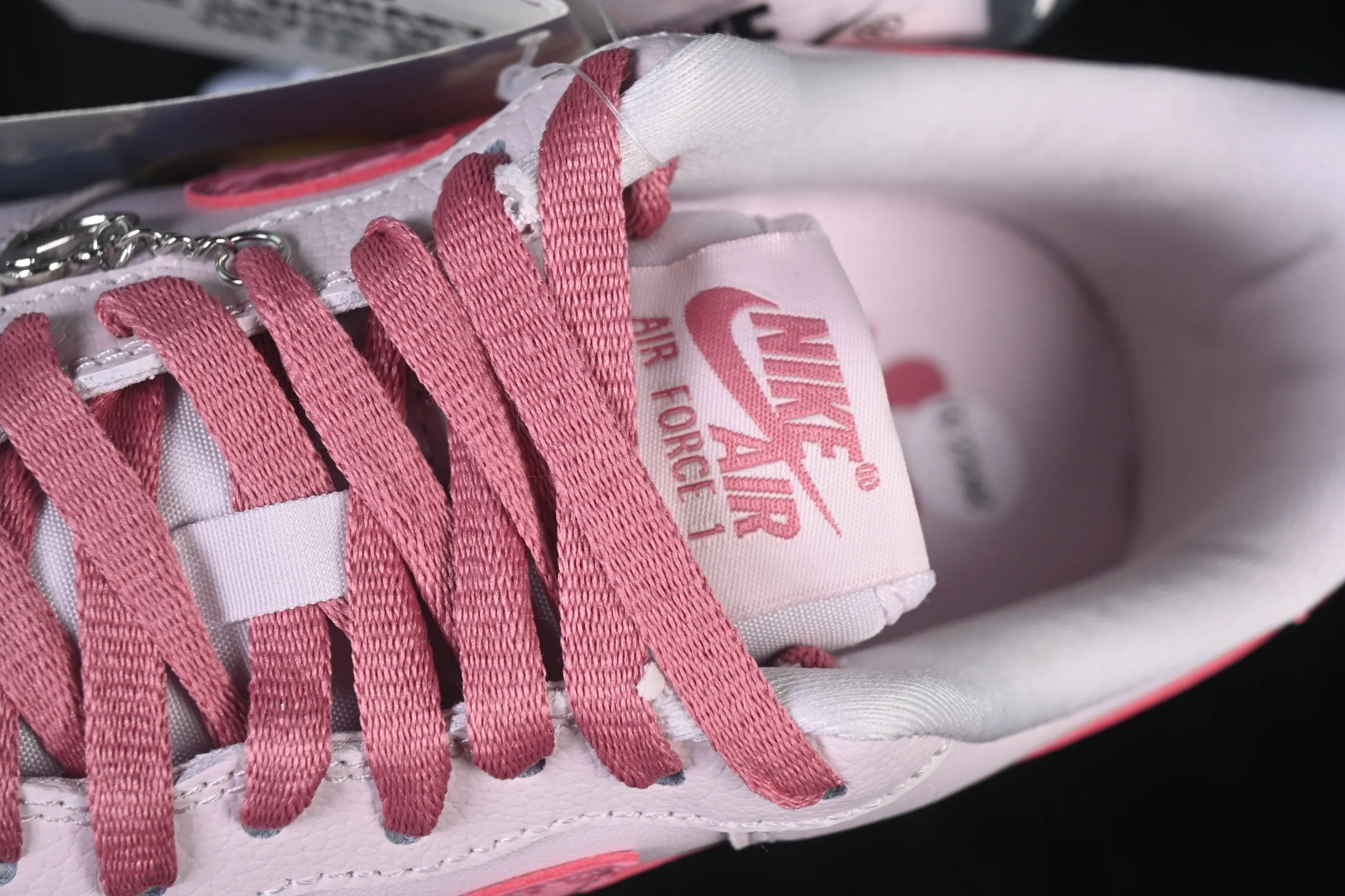 All Categories Nk Air Force 1 Air Force Series Nk Air Force 1 Low Air Force Low Nike Air Force 1'07 Low Valentine's Day Limited Air Force One Low Casual Shoes IO8755-600